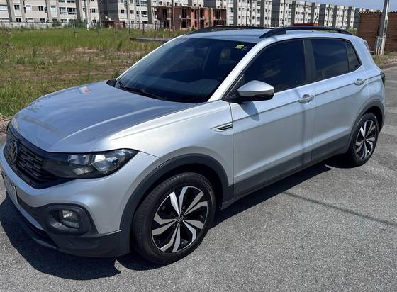 VOLKSWAGEN T-CROSS 1.0 200 TSI TOTAL FLEX COMFORTLINE AUTOMÁTICO